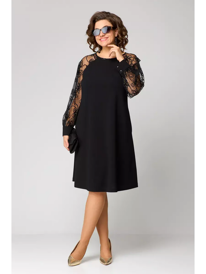 Everly | Elegant Dress with Lace Sleeves