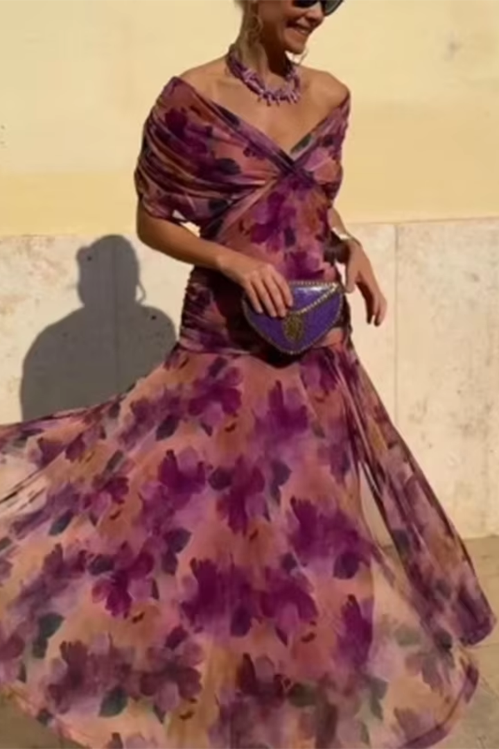 Atelier Nuit – Floral V-Neck Maxi Dress