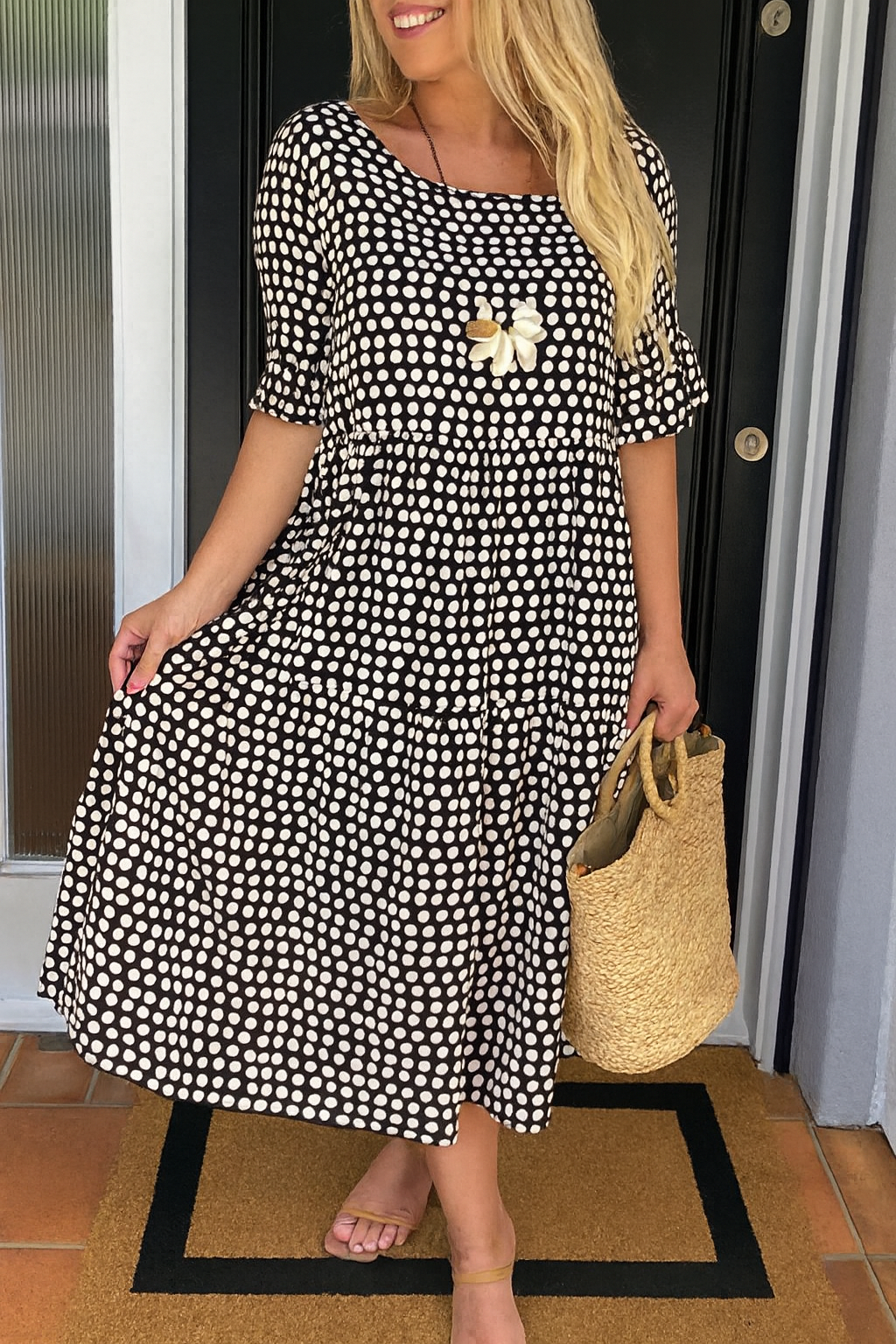 Atelier Nuit – Short-Sleeve Midi Dress