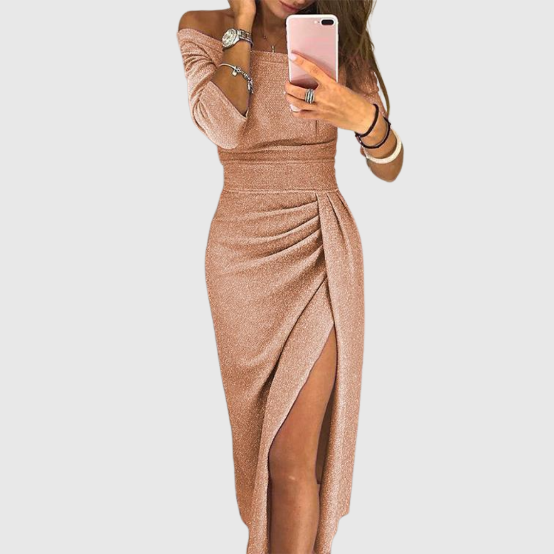 Isabeau | Chic halter maxi dress with elegant, flowing fit