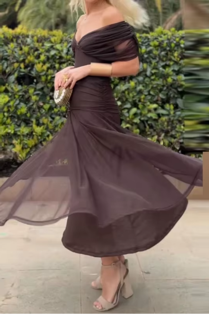 Atelier Nuit – Floral V-Neck Maxi Dress