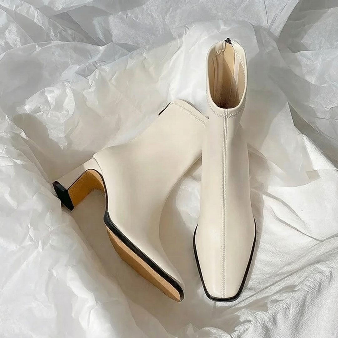 Beluchi | Elegant Ankle Boots with Sleek Heel and Refined Design