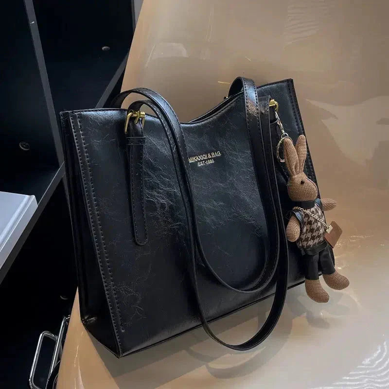 Maison Velora – Classic Structured Bag with Bunny Charm