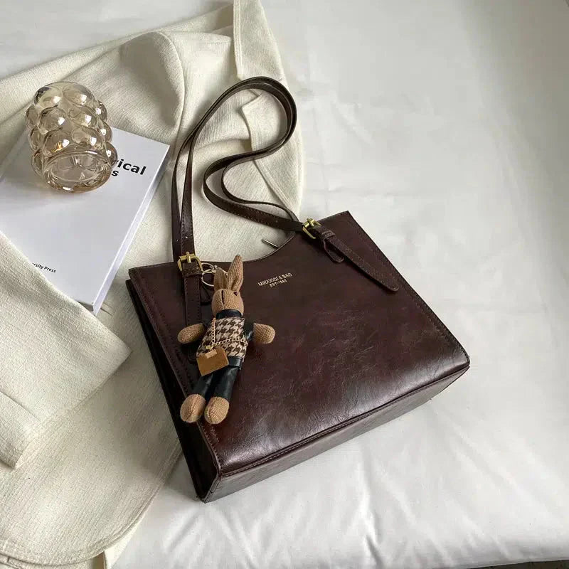 Maison Velora – Classic Structured Bag with Bunny Charm