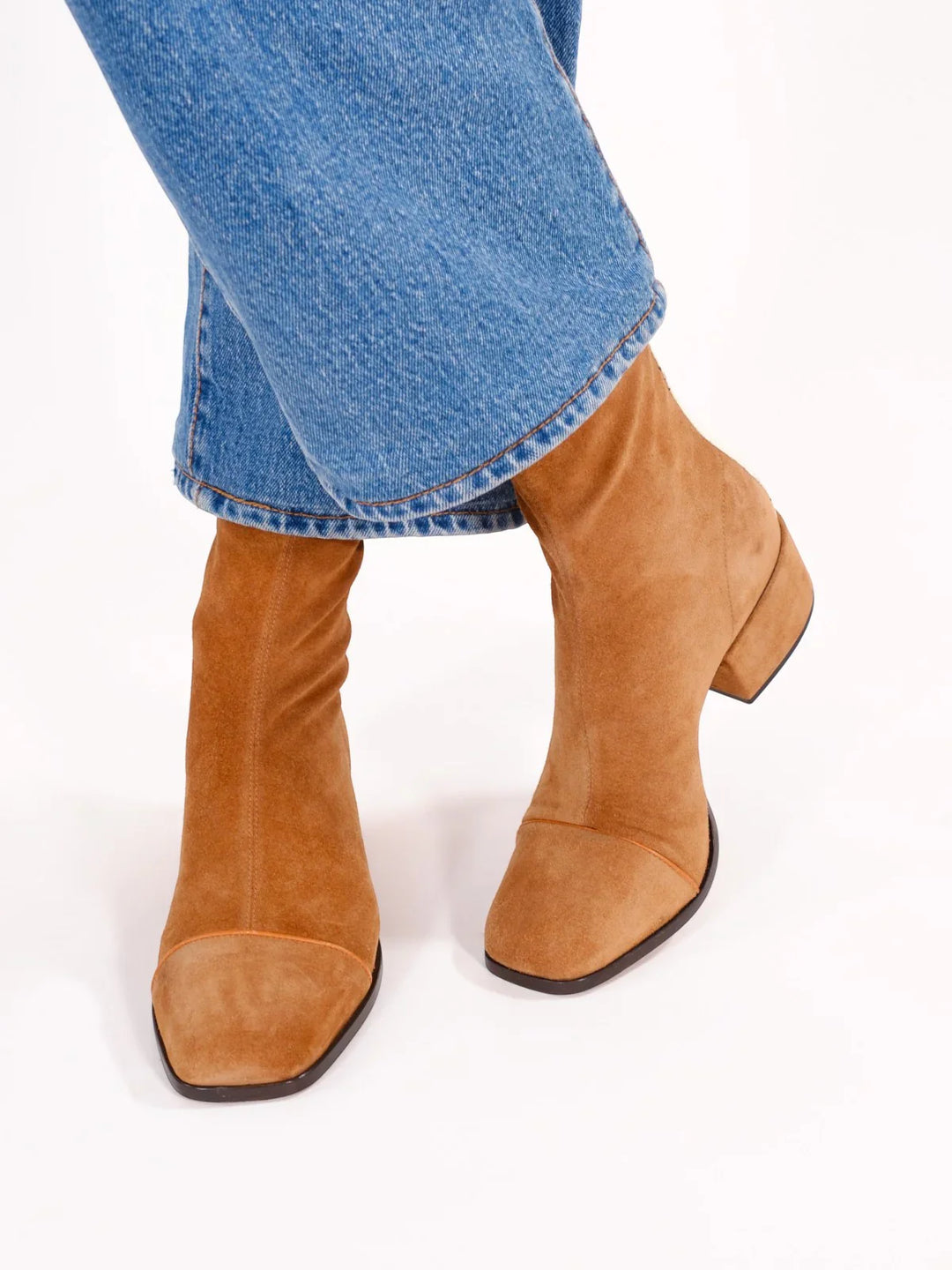 Lily | Elegant Suede Ankle Boots