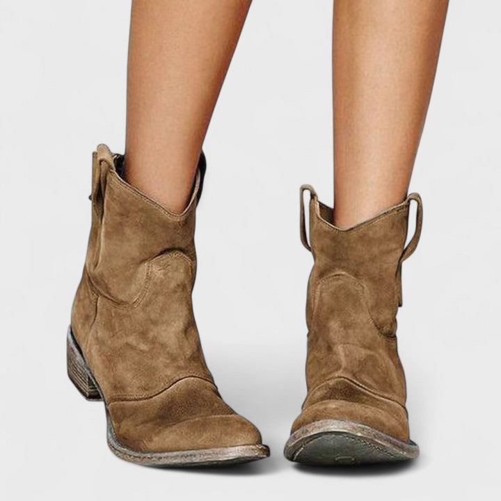Carlotta - Timeless Ankle Boots