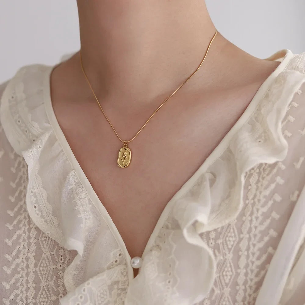 Flora Medallion Necklace