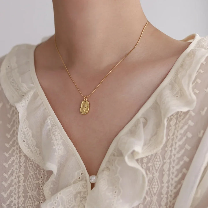 Flora Medallion Necklace