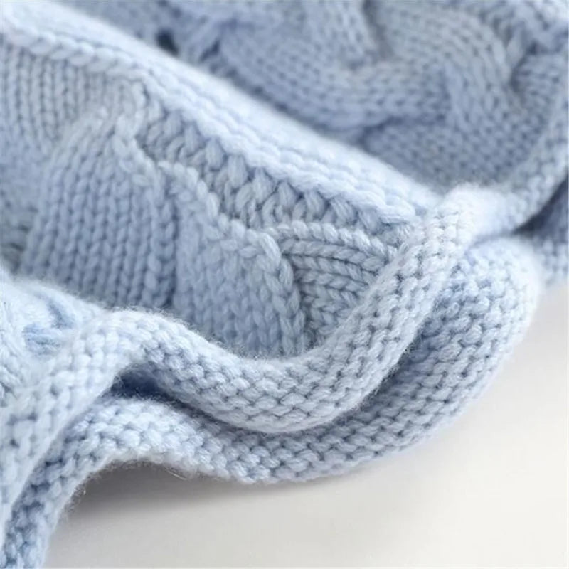 Harper Lane | Cable Turtleneck