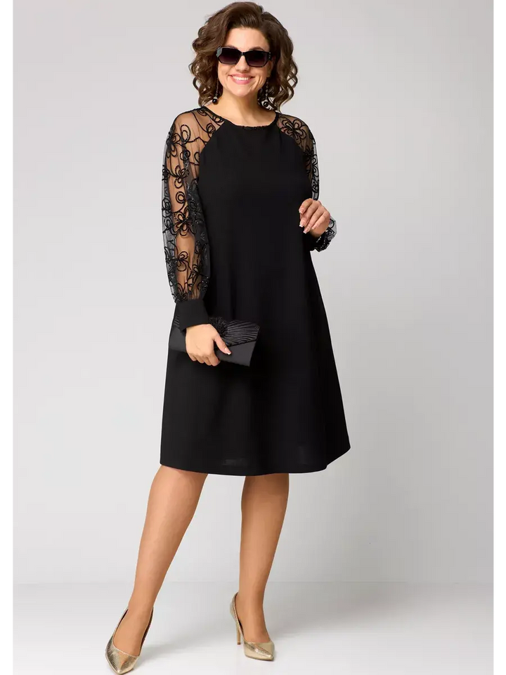 Everly | Elegant Dress with Lace Sleeves