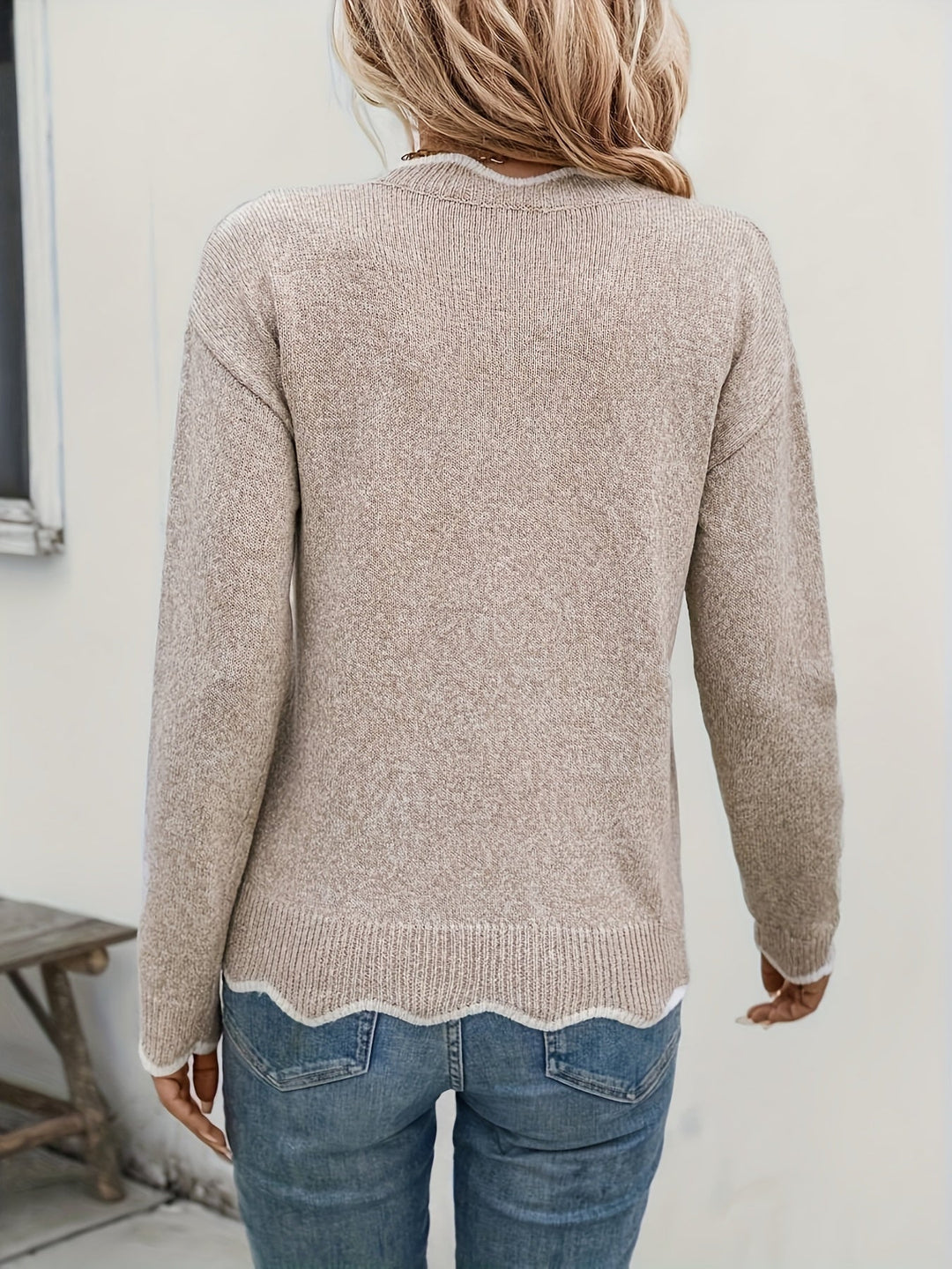 Éléonore™ | Scalloped V-Neck Sweater