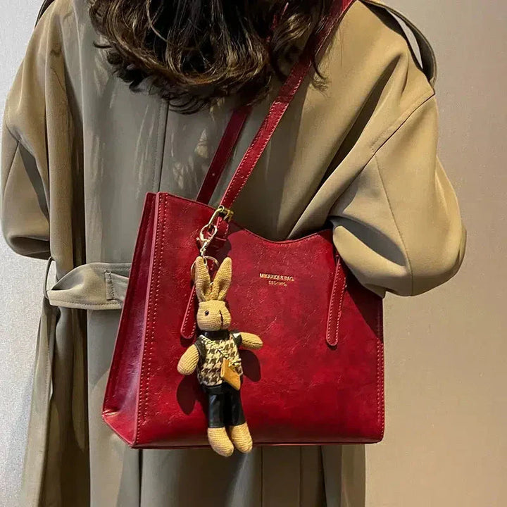 Maison Velora – Classic Structured Bag with Bunny Charm
