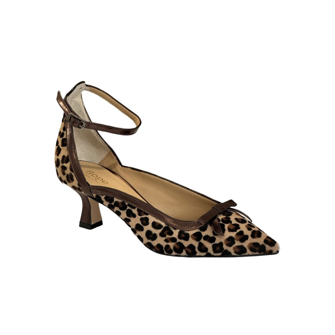 Bella Passo Lucilla Leopard Print
