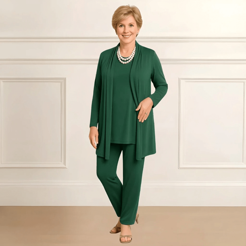 Winslow & Co. Three-Piece Lounge Set